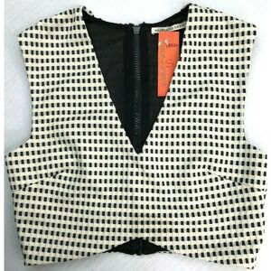 NWT Mustard Seed Crop Top Cut Out Black/White Sz S